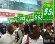 �˳�֮�������@Ӣ�۱�ɫ