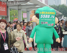 ÿһ��(g��)�𱬑�(zh��n)ʿ���ǟ�Ѫ���v��